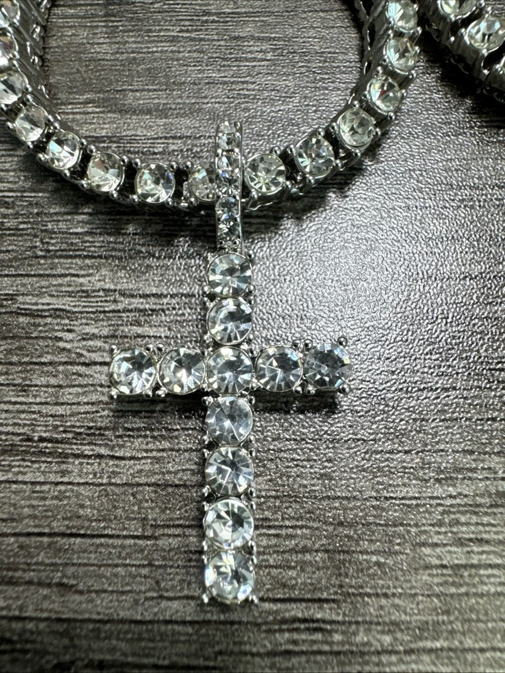 24 inches shiny Crystal Tennis Necklace with Cross Pendant chain 4mm white stone